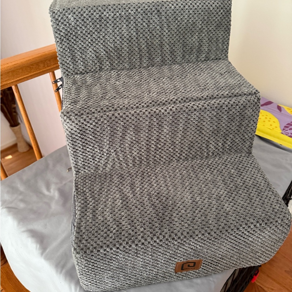 Gray Textured Pet Steps